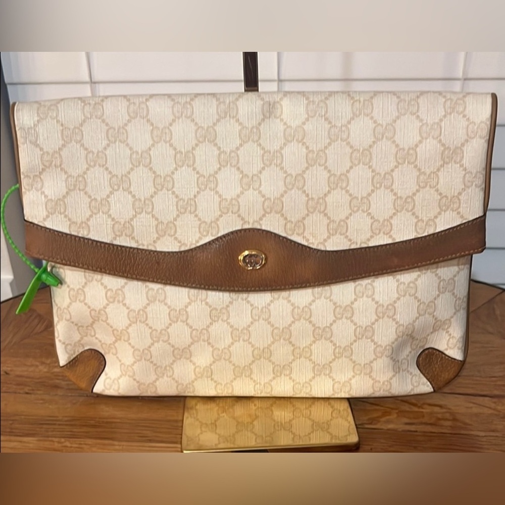 Gucci Cream and Brown Clutch